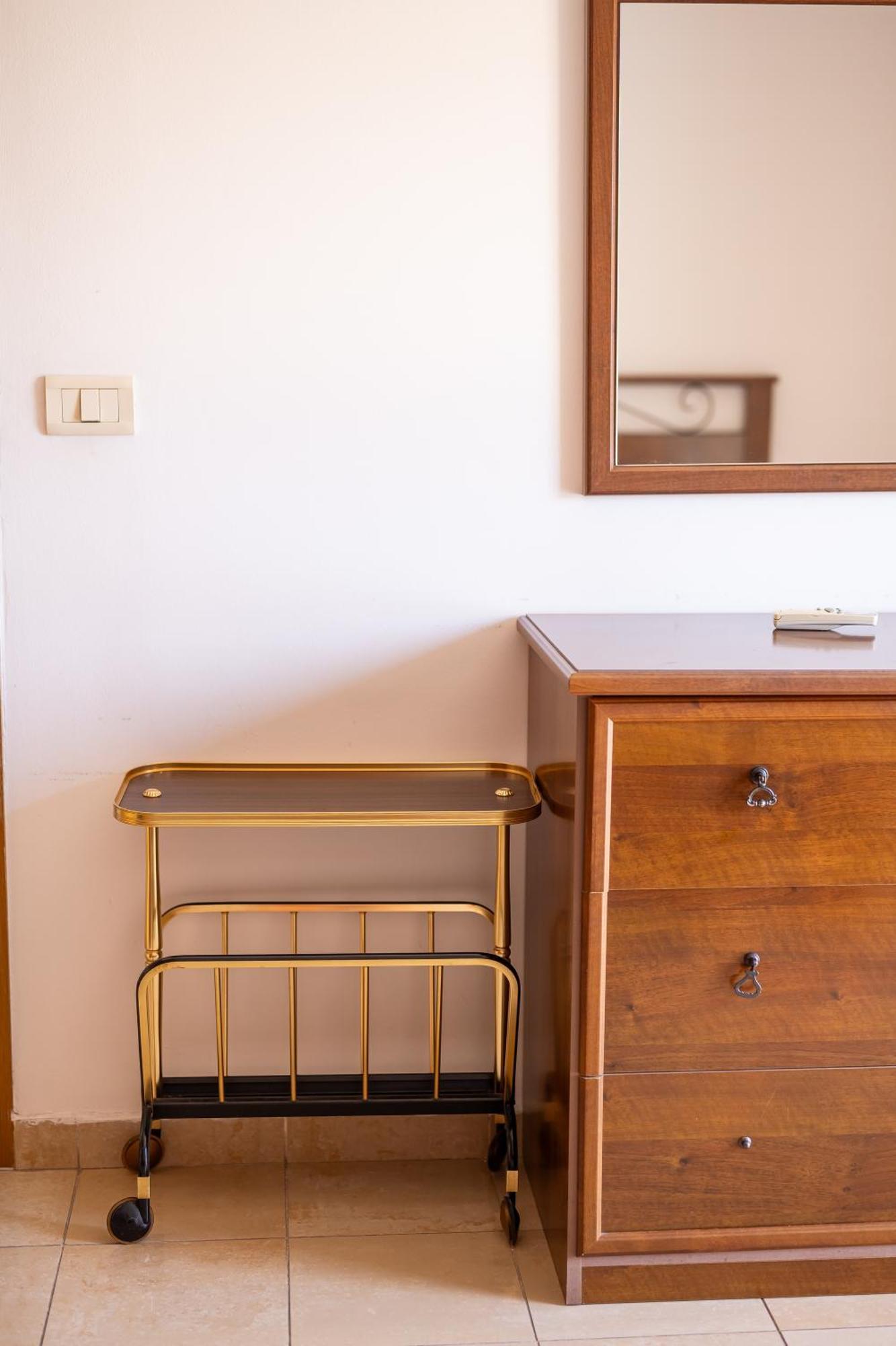 Vintage Blloku Apartment ติรานา ภายนอก รูปภาพ